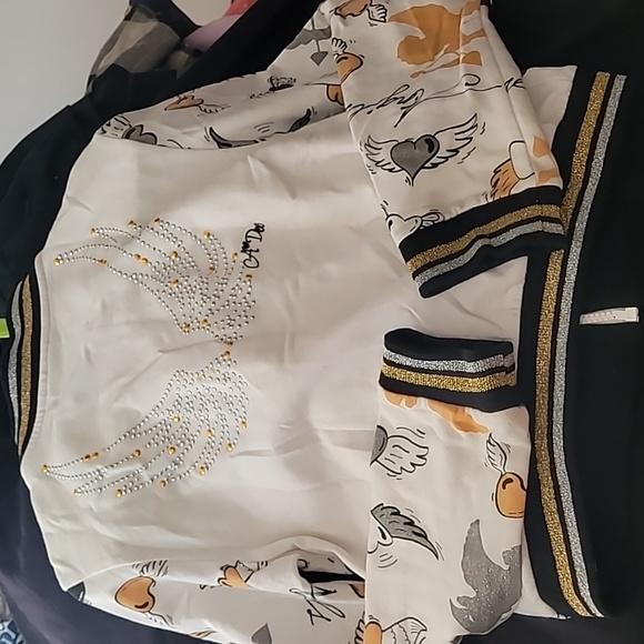 A beautiful angel, heart print jacket. Children jacket size 10-12 - Picture 3 of 7